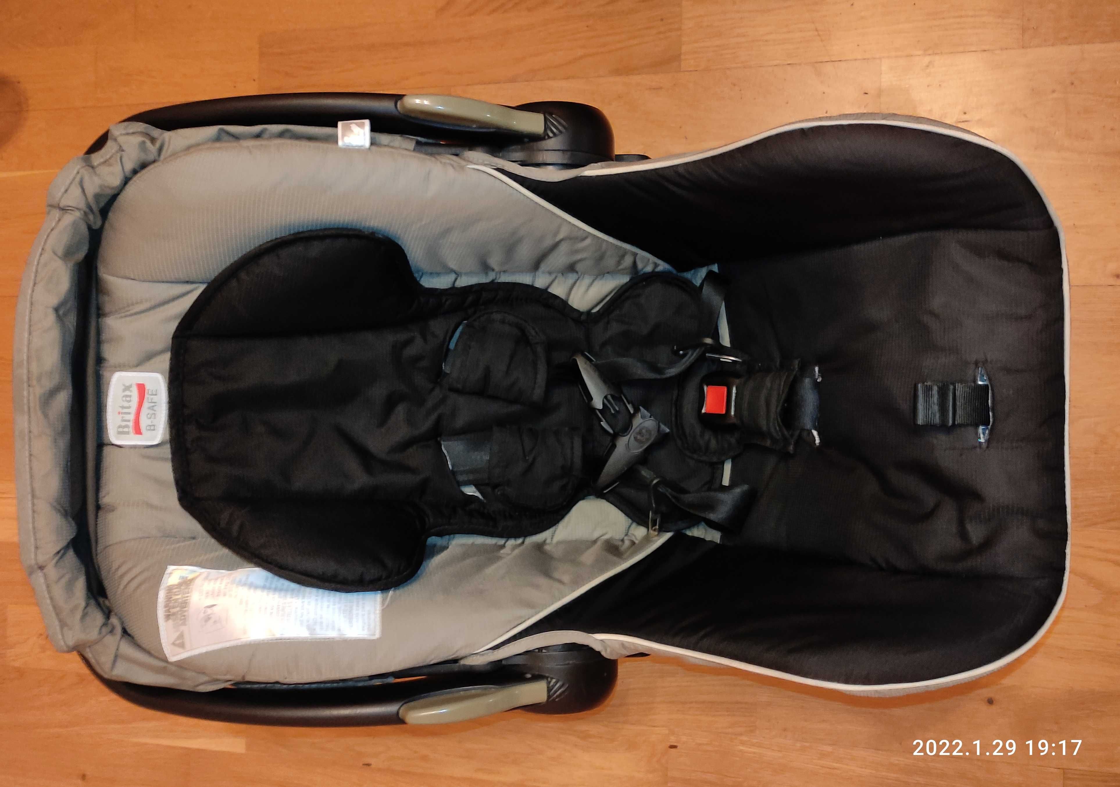 Коляска Britax b-agile + автокресло b-safe