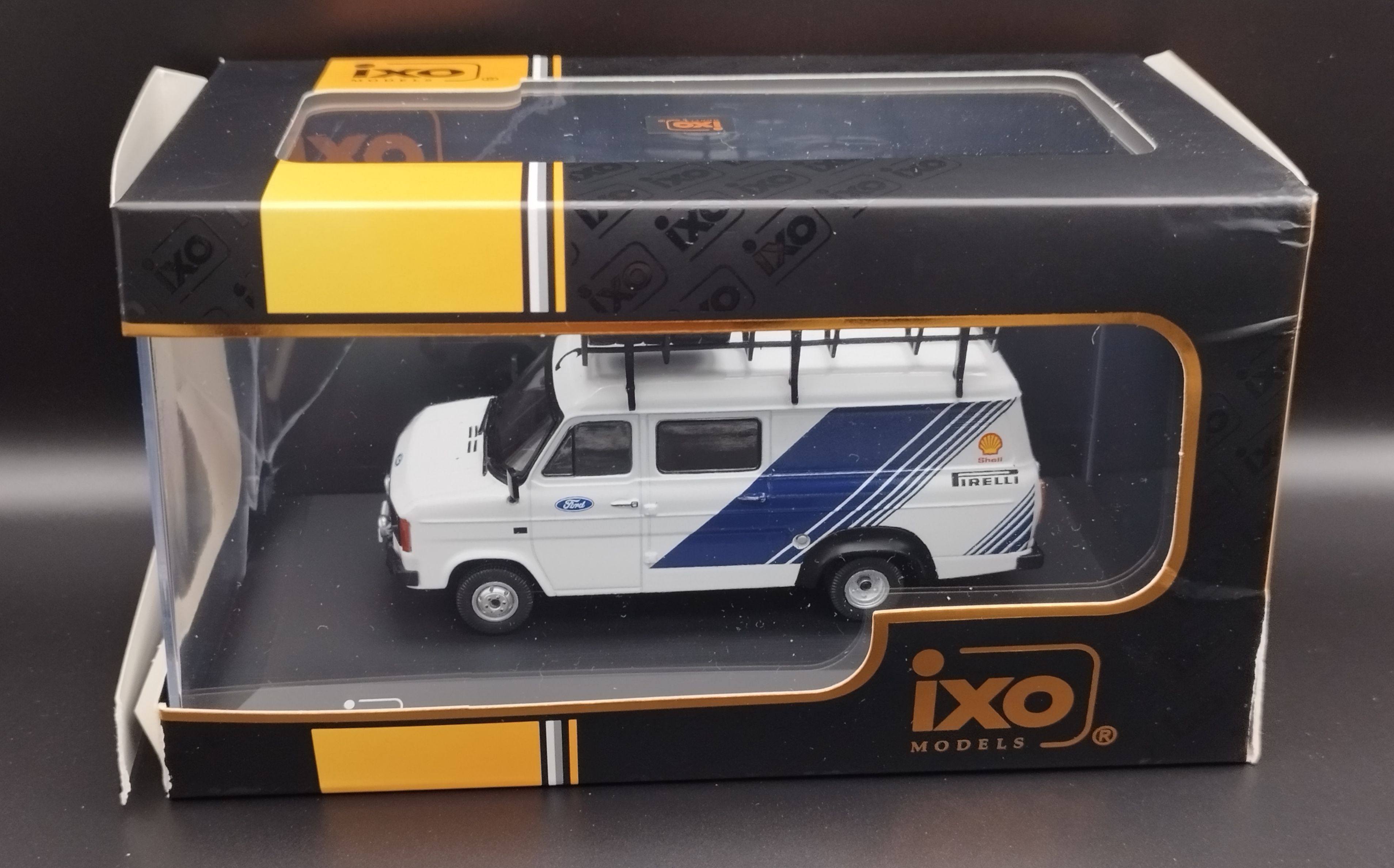 1:43 IXO 1986 Ford Transit Rally Assistance Ford Motorsport model nowy