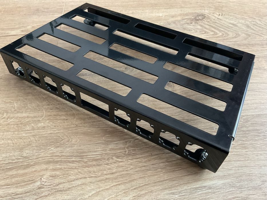 Pedalbord Aluminiowy gitarowy/ basowy