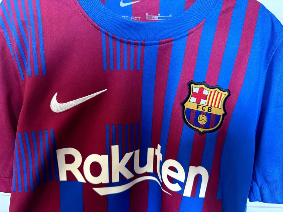 Футболка Барселона Barcelona  дитяча 127-147 см , М , Nike , оригінал
