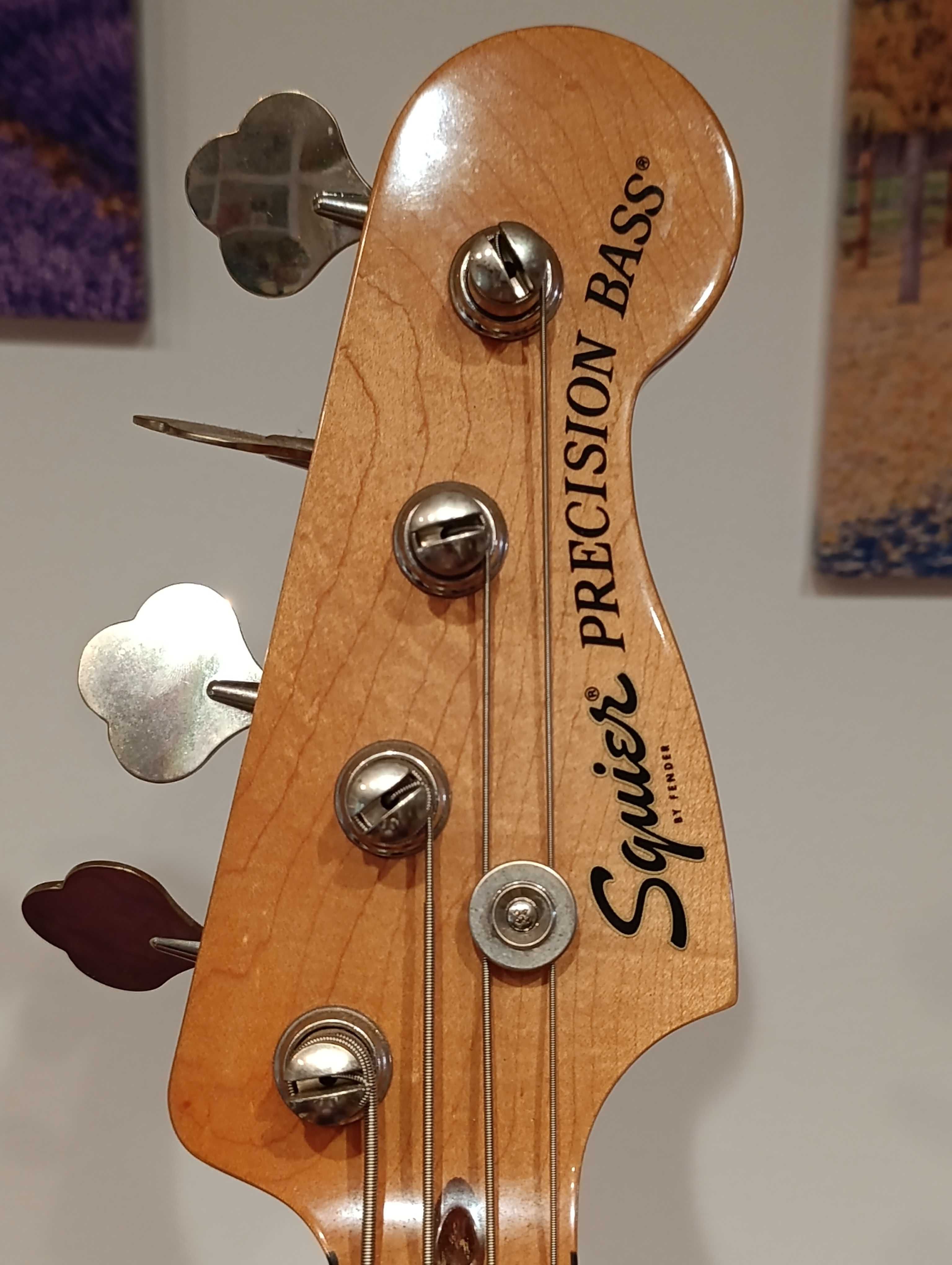 Fender Squier CV P-Bass; Vintage V100 Distressed