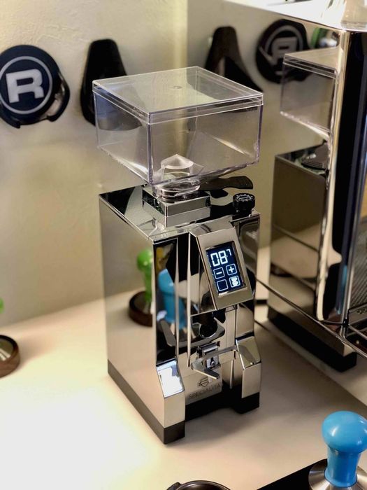 Кавомолка Eureka Mignon Specialita 55