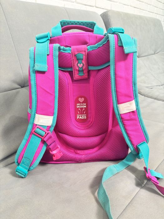 Продам школьный рюкзак LOL Surprise