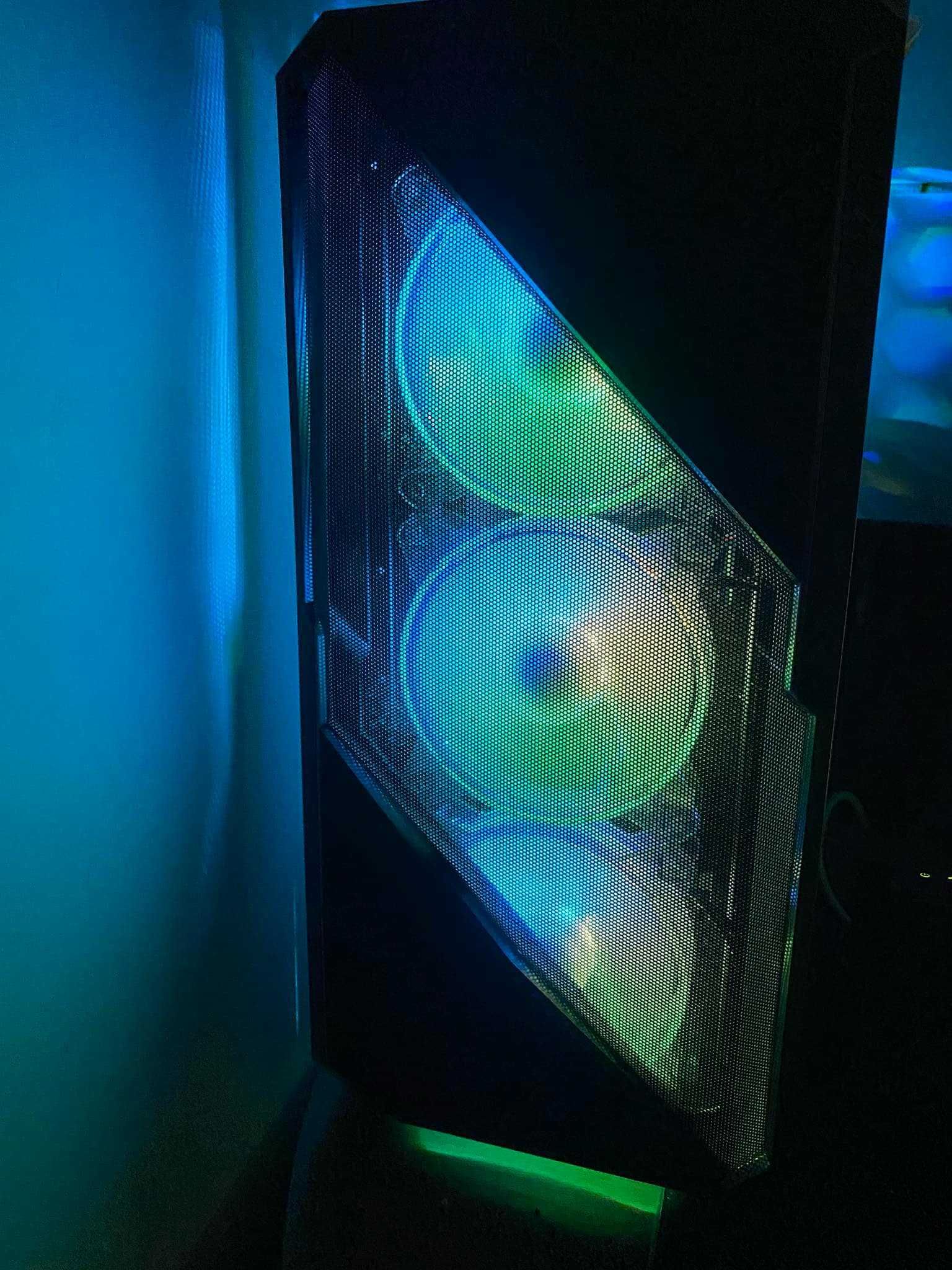 Vendo Torre Gaming como nova, roda todos os jogas a 120FPS