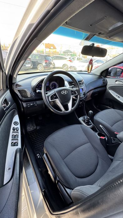 Офіційний Hyundai Accent Хюндай Акцент 2013 р 1,4 газ/бенз 5МКПП