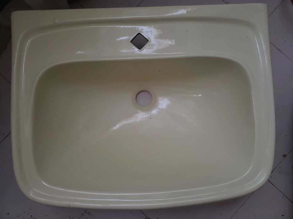 Умивальник, раковина в ванну кімнату бу