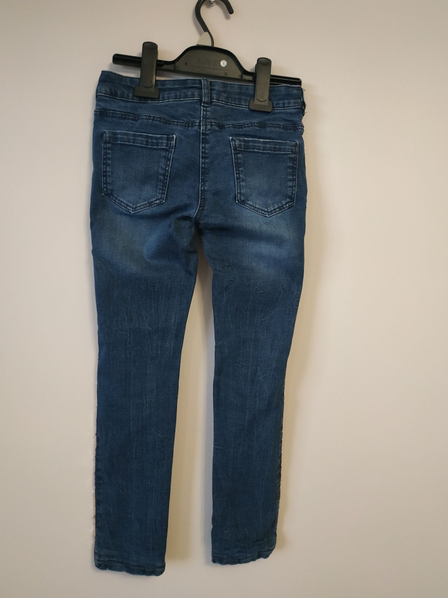 Skinny jeans- ocieplane dżinsy r.128