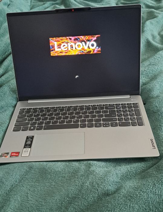 Laptop LENOVO IdeaPad Slim 5