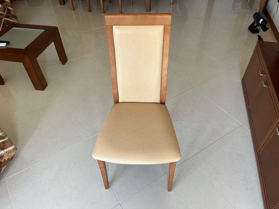 Mesa extensível + 6 cadeiras