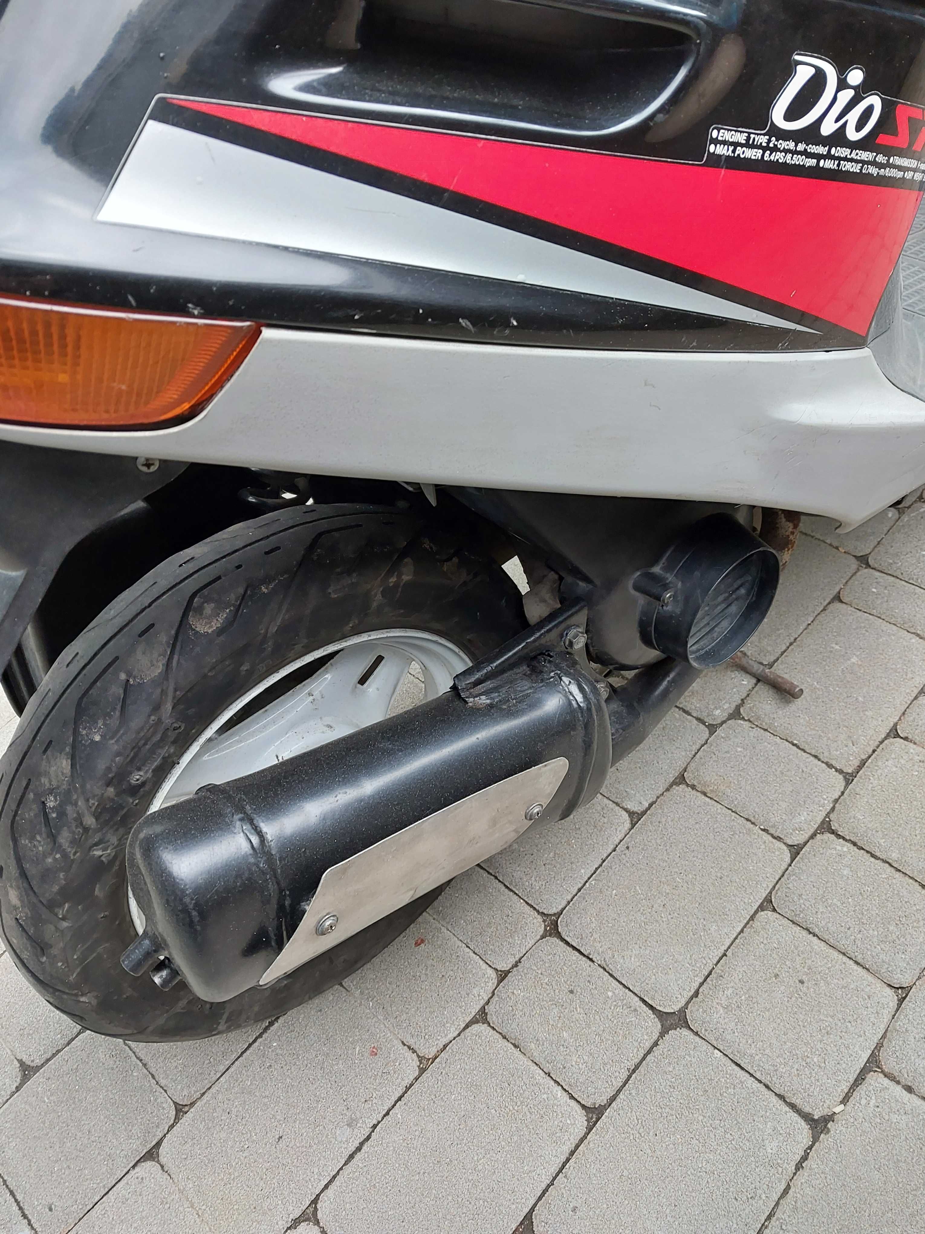 Продаю скутер Honda DIO 18