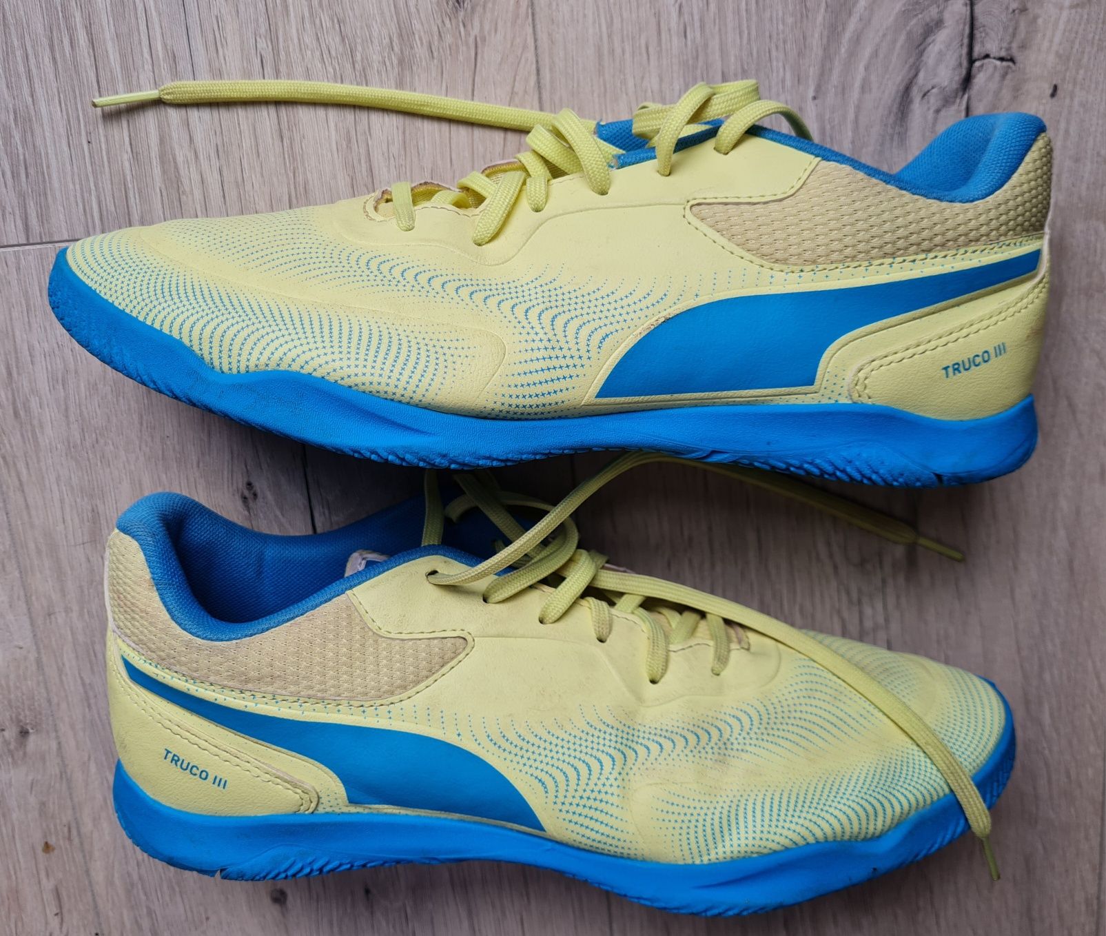 Buty halówki Puma r.42,5