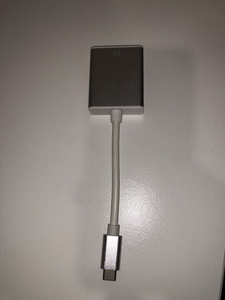 Vendo adaptador USB-C(Saída) para HDMI(Entrada)