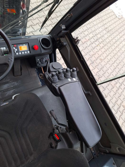 Wózek widłowy elektryczny Toyota 8FBMKT20 2016r, h 4,7 m nowa bateria