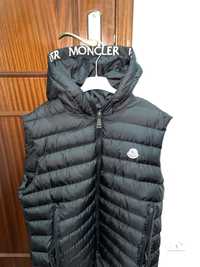 Colete Moncler L (praticamente novo)