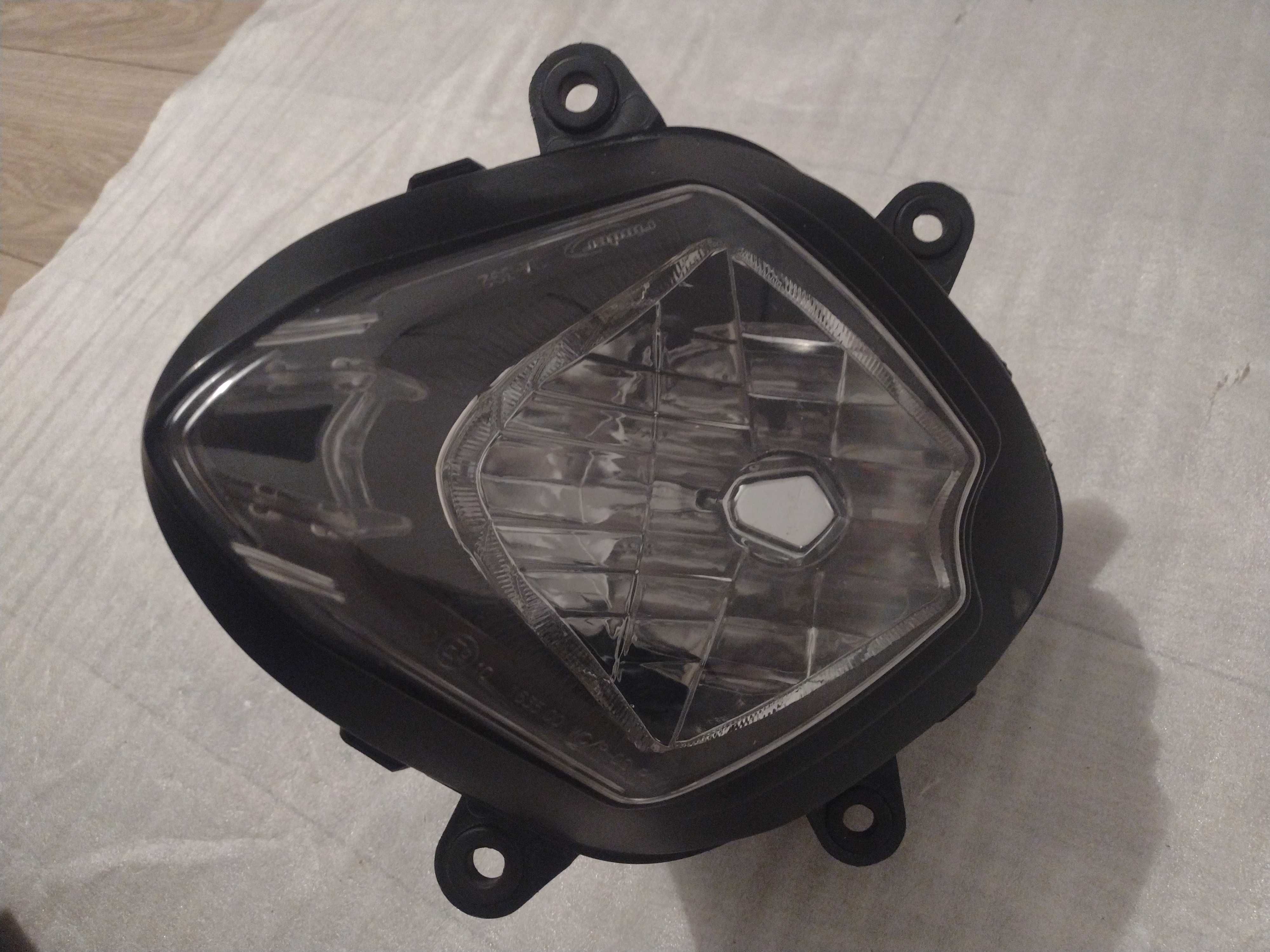 Lampa reflektor przedni mv Agusta