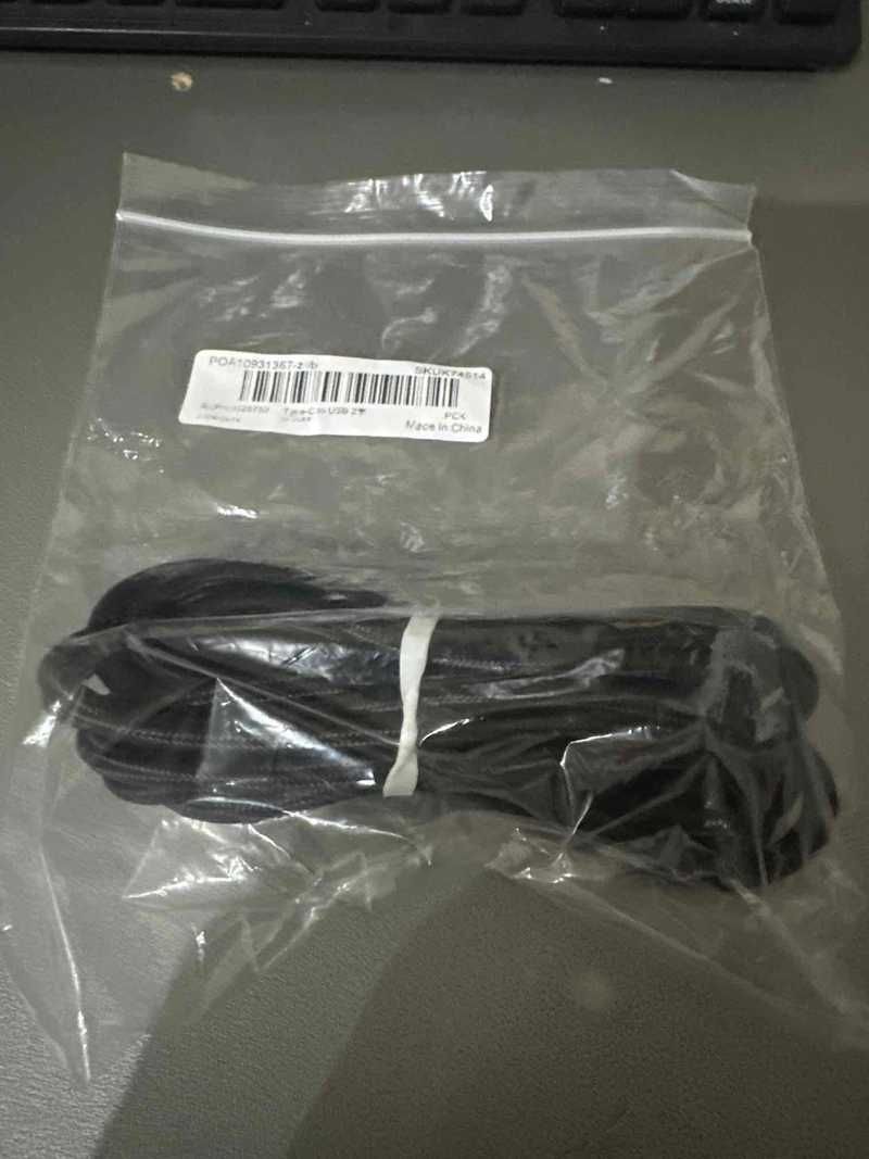 Cabo USB-A para Tipo C com exibição digital