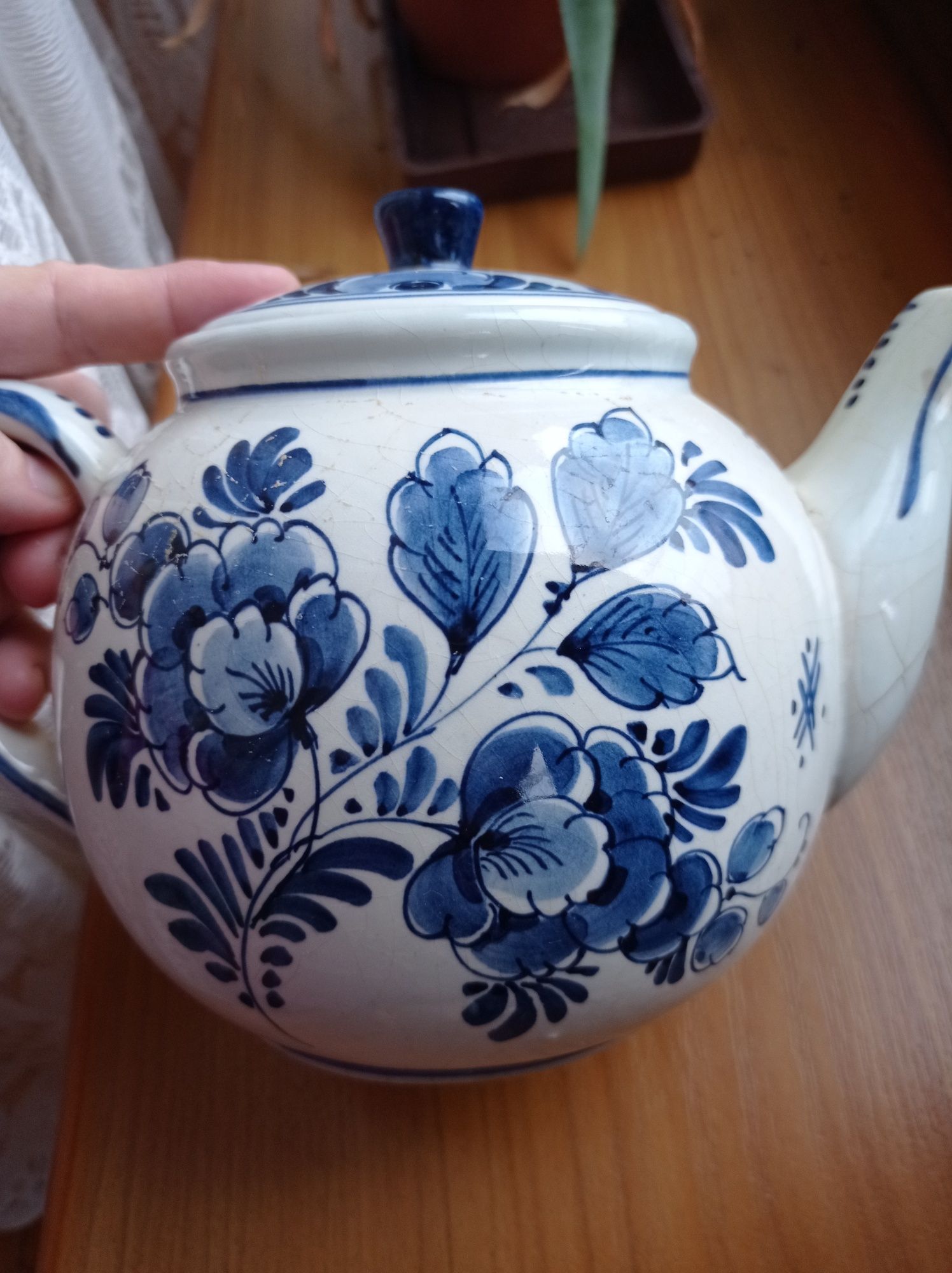 Czajnik imbryk z porcelany