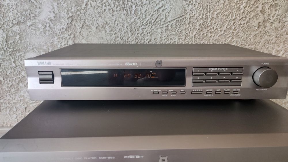 Amplituner Yamaha Dsp-a2. CD Yamaha cdx-993. I radio tx-592rds