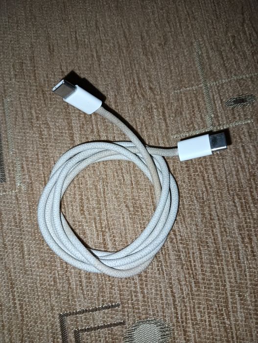 Prądy od ładowarki Apple