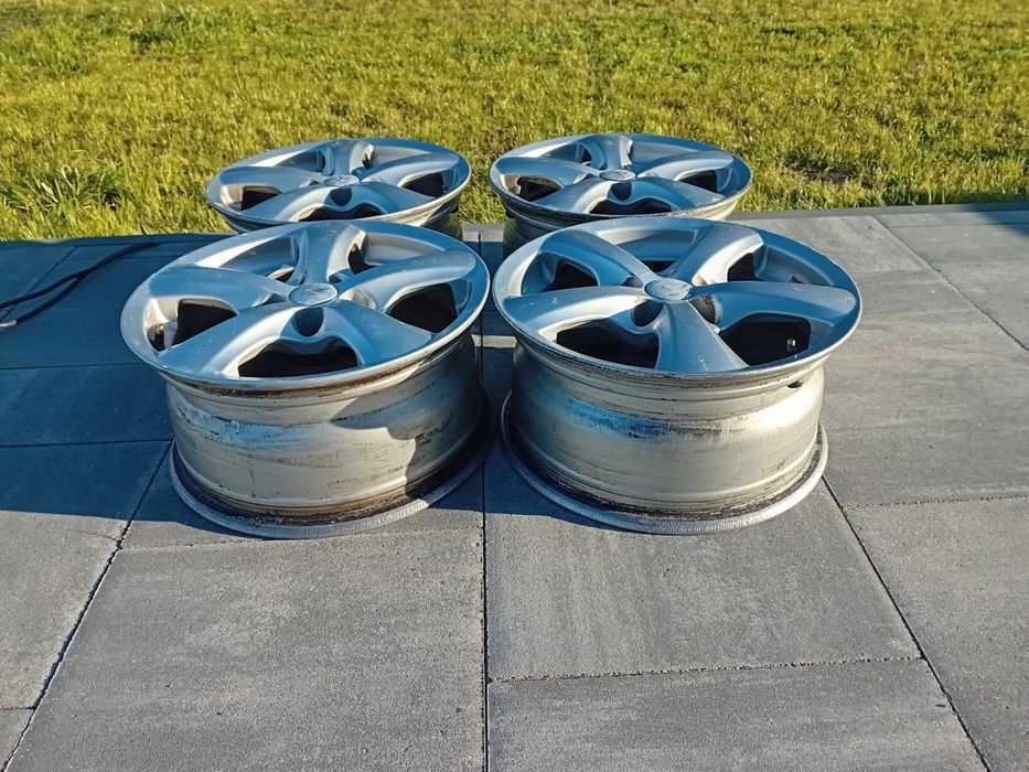 Sprzedam felgi aluminiowe