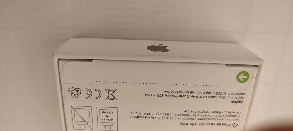 Sprzedam iPhone 16 Pro