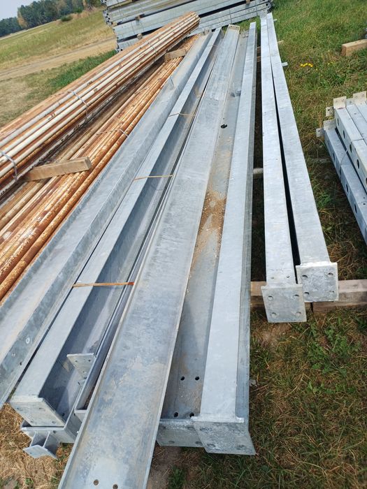 Dwuteownik ocynkowany słup hala wiata konstrukcja stalowa ipe220 7.8m