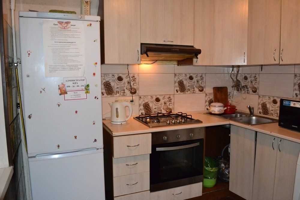 Новий хостел Метро Лівобережна Без комісії Хазяїн Гуртожиток недорого--555.biz.ua