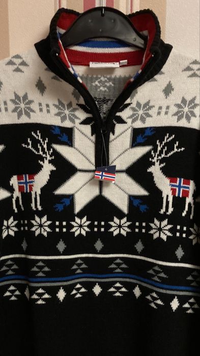 Мужской свитер в скандинавском стиле на Новый год.