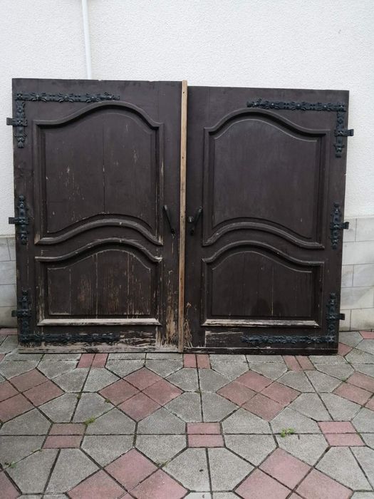 Гаражі двері, ворота гаражні