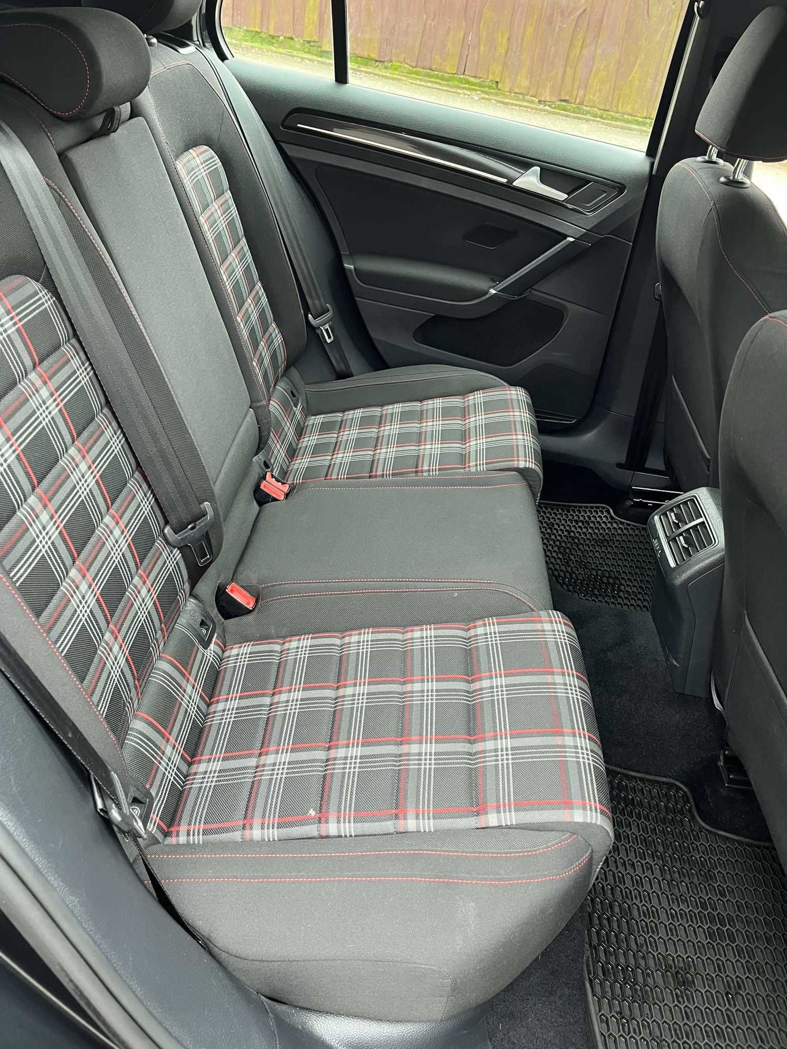 Volkswagen Golf 7GTI