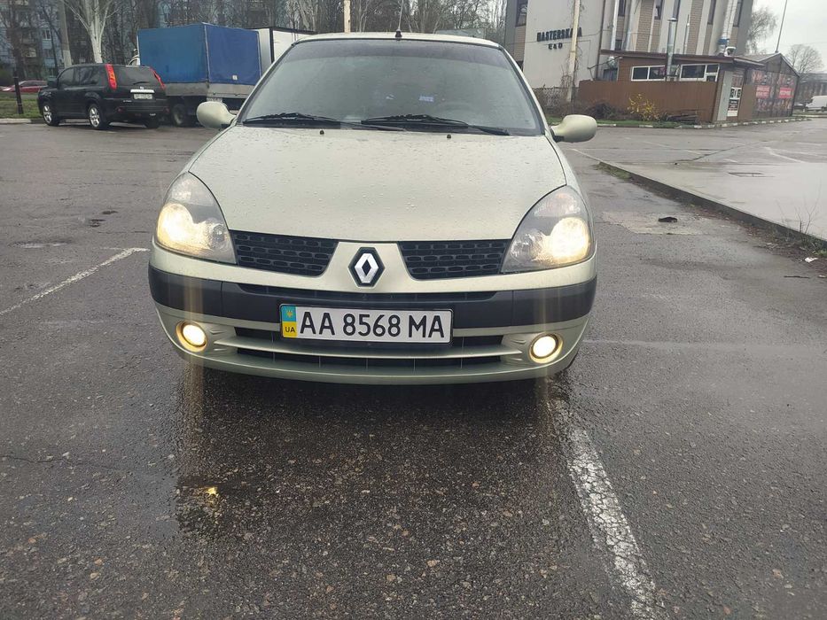 Продам авто Рено CLIO 2003року, автомат,гарний стан.
