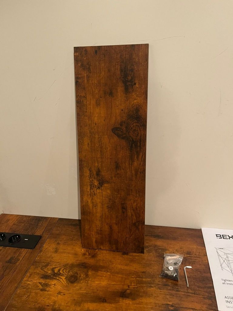 Mesa secretária canto