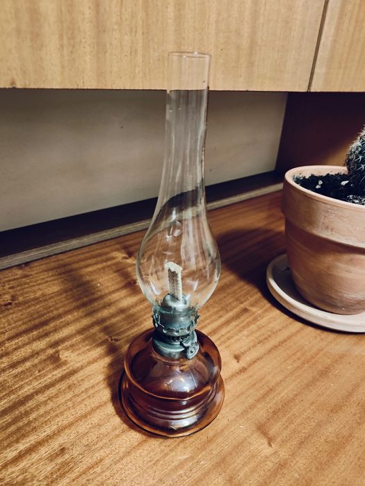 Lampa naftowa miodowe szkło