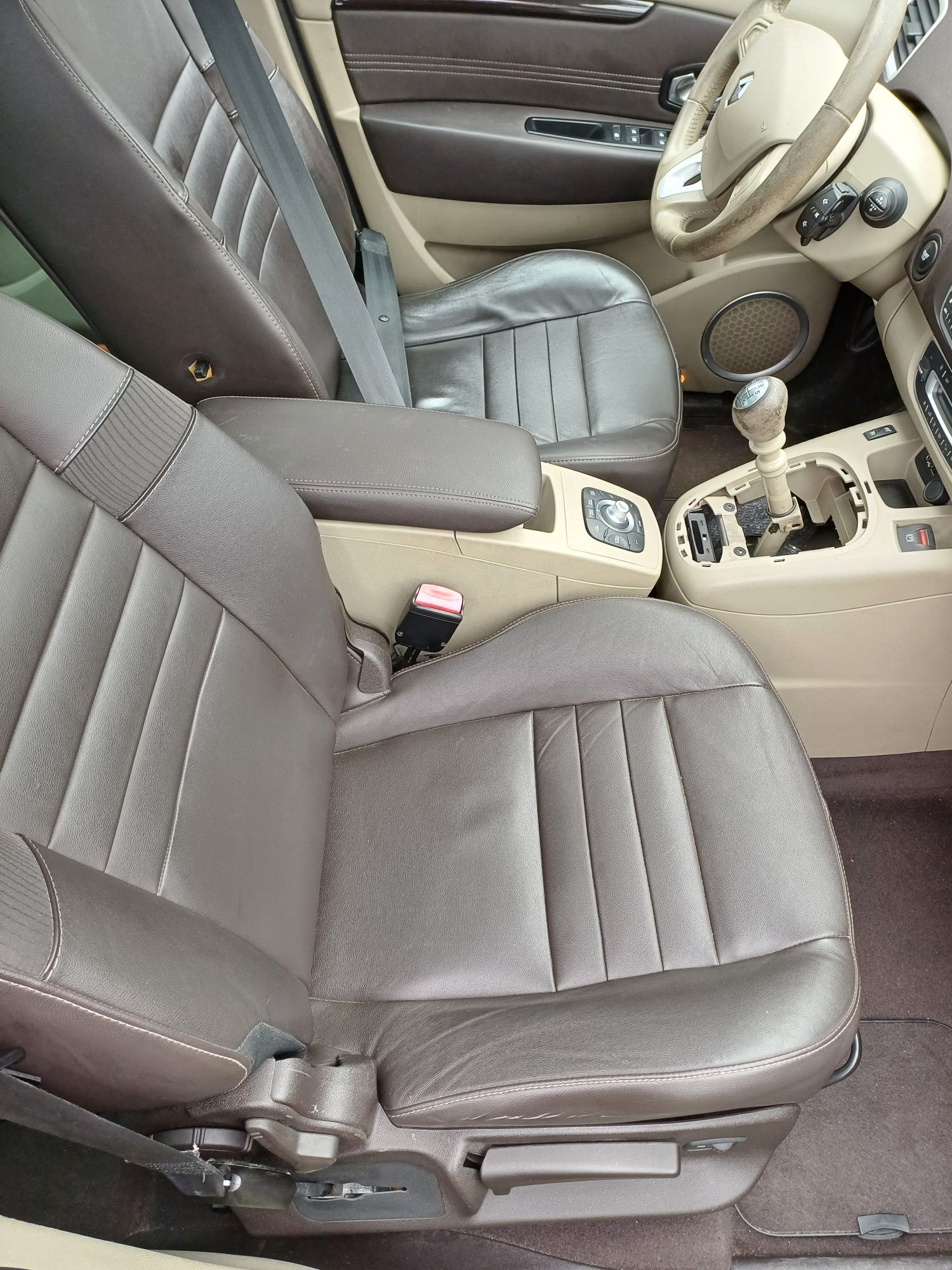 Салон сидіння Renault Scenic 3 (Рено Сценік 3)