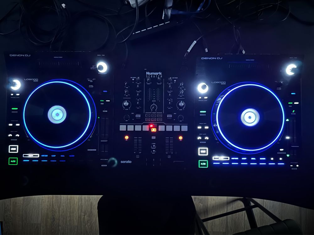 Zestaw DJ-ski mikser Numark Scratch + 2x kontroler Denon LC6000