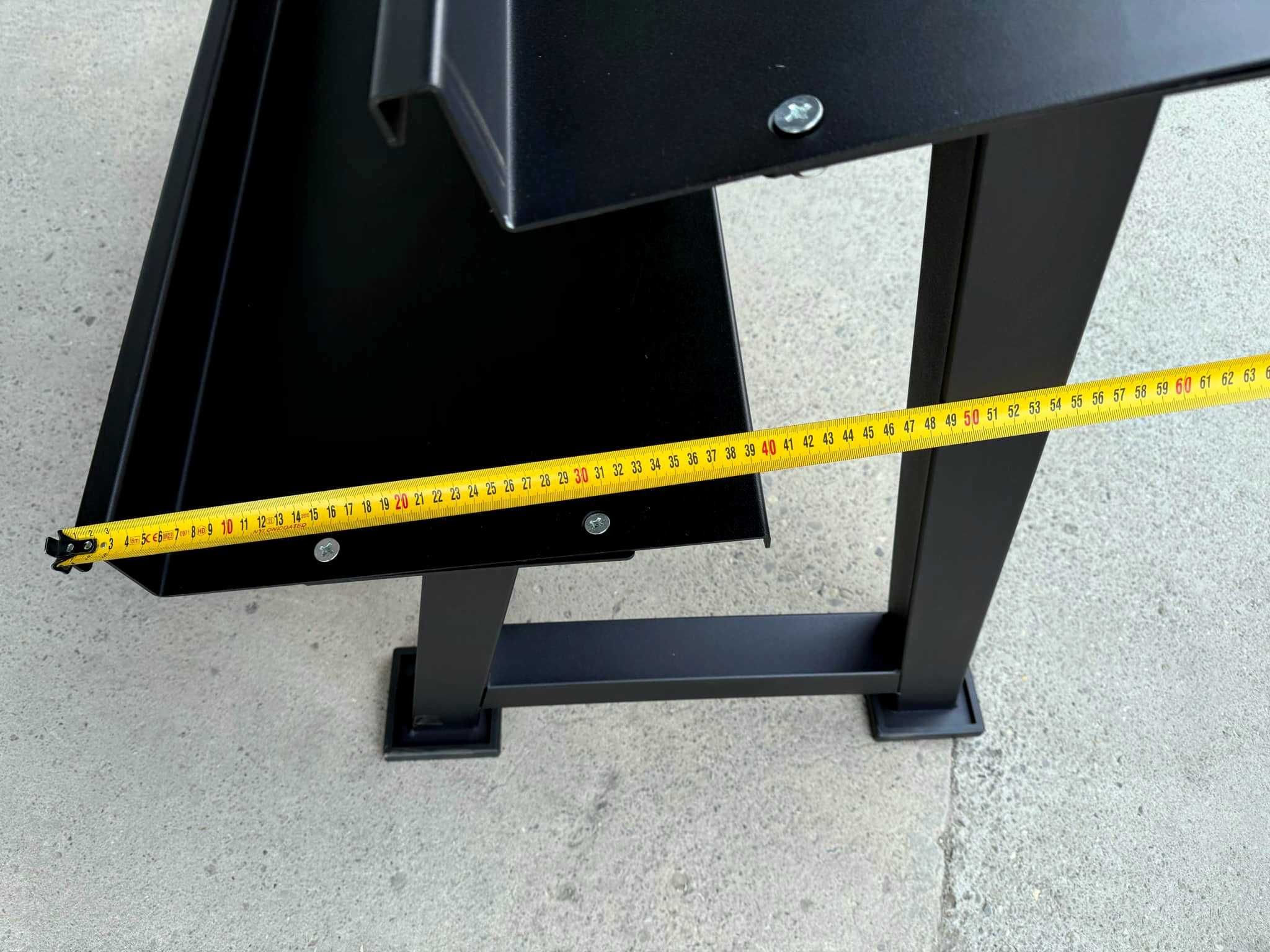 Stojak na około 10 par hantli hex 120 cm szeroki