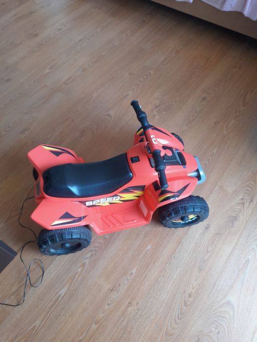 Quad dzieciecy na akumulator