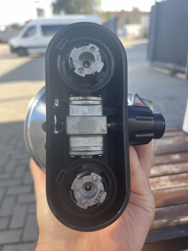 Продам Газову лампу Kovea KL-T961 Twin gas Lamp