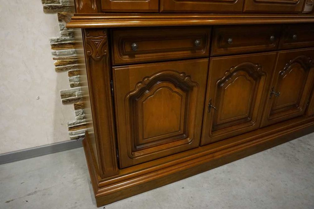 Witryna z Komodą Orzechowa Podświetlana szer. 163 cm (p-1154)