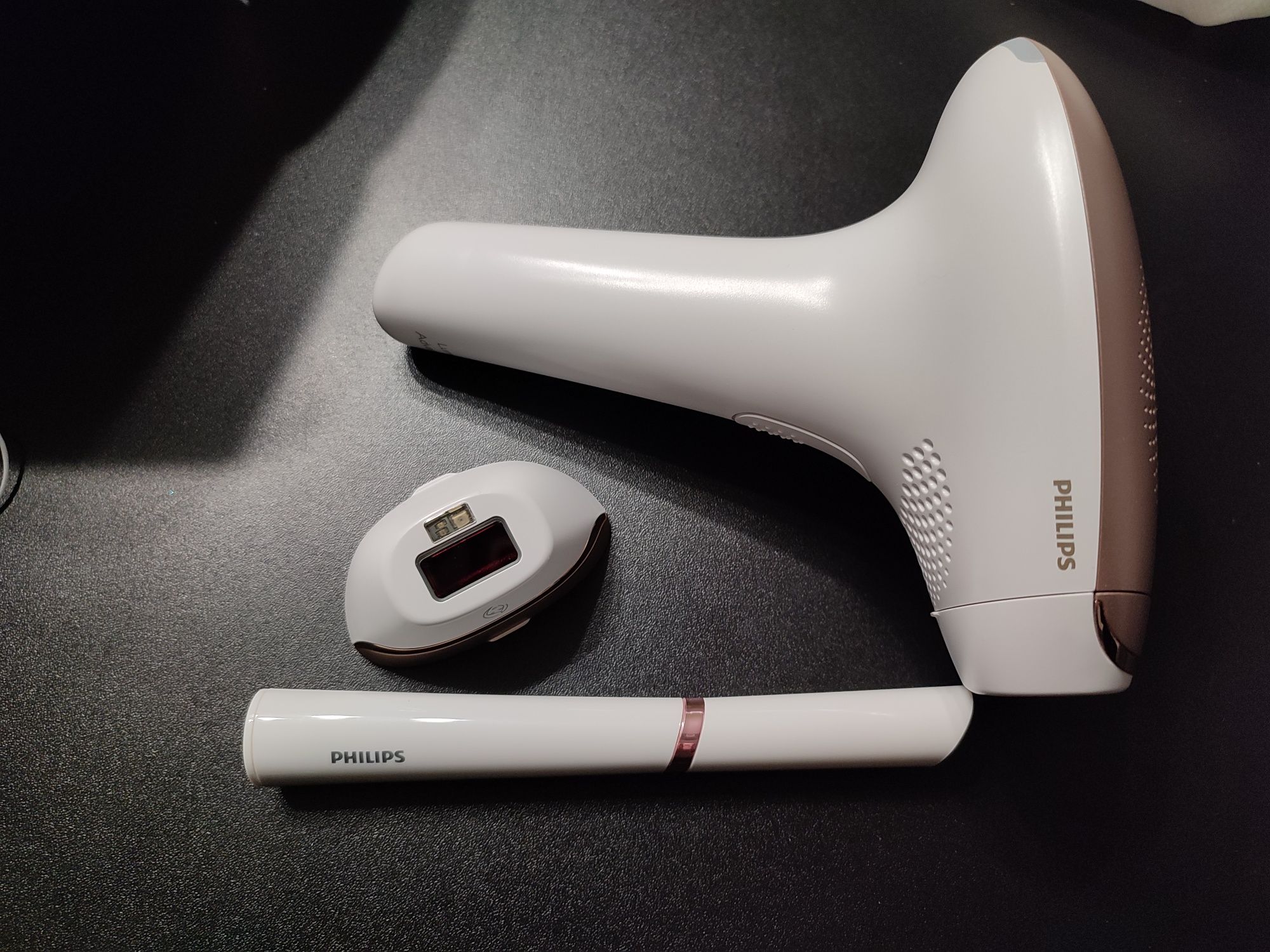 Philips Lumea + trymer BRI921/00