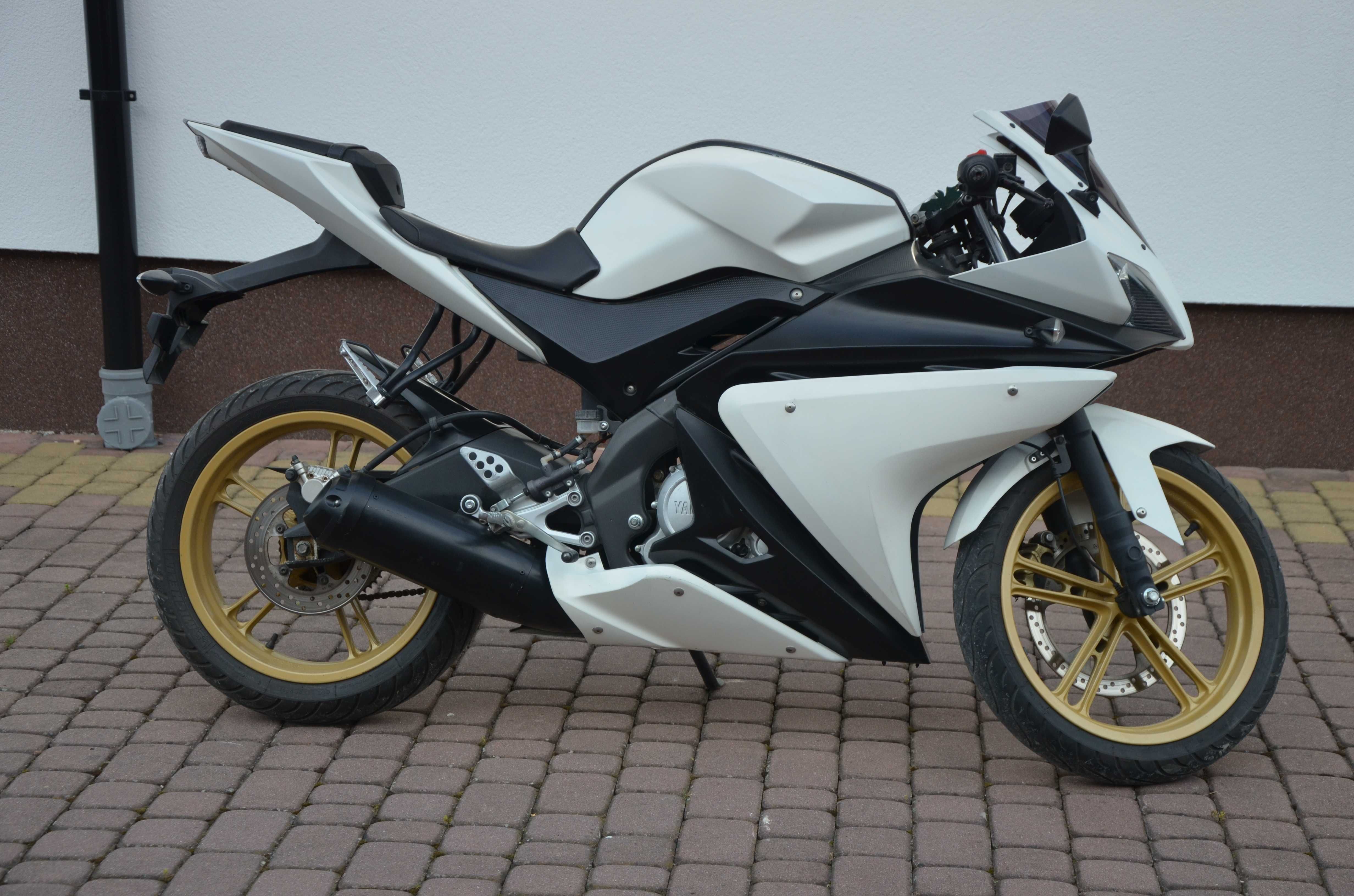 yamaha yzf r125 rok 2012