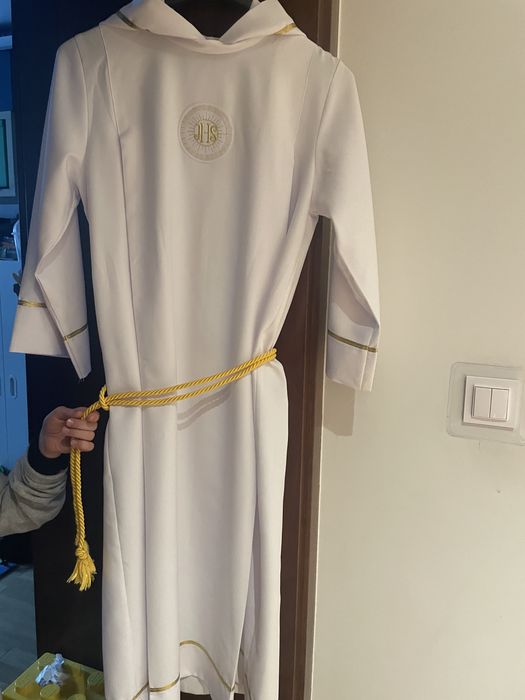 Alba na komunie  r. 140-146