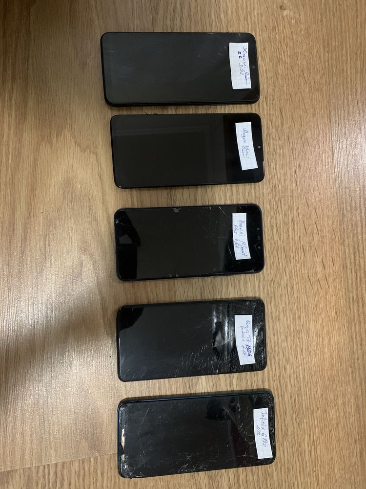 Продам телефоны  p20lite xiaomi ,samsung