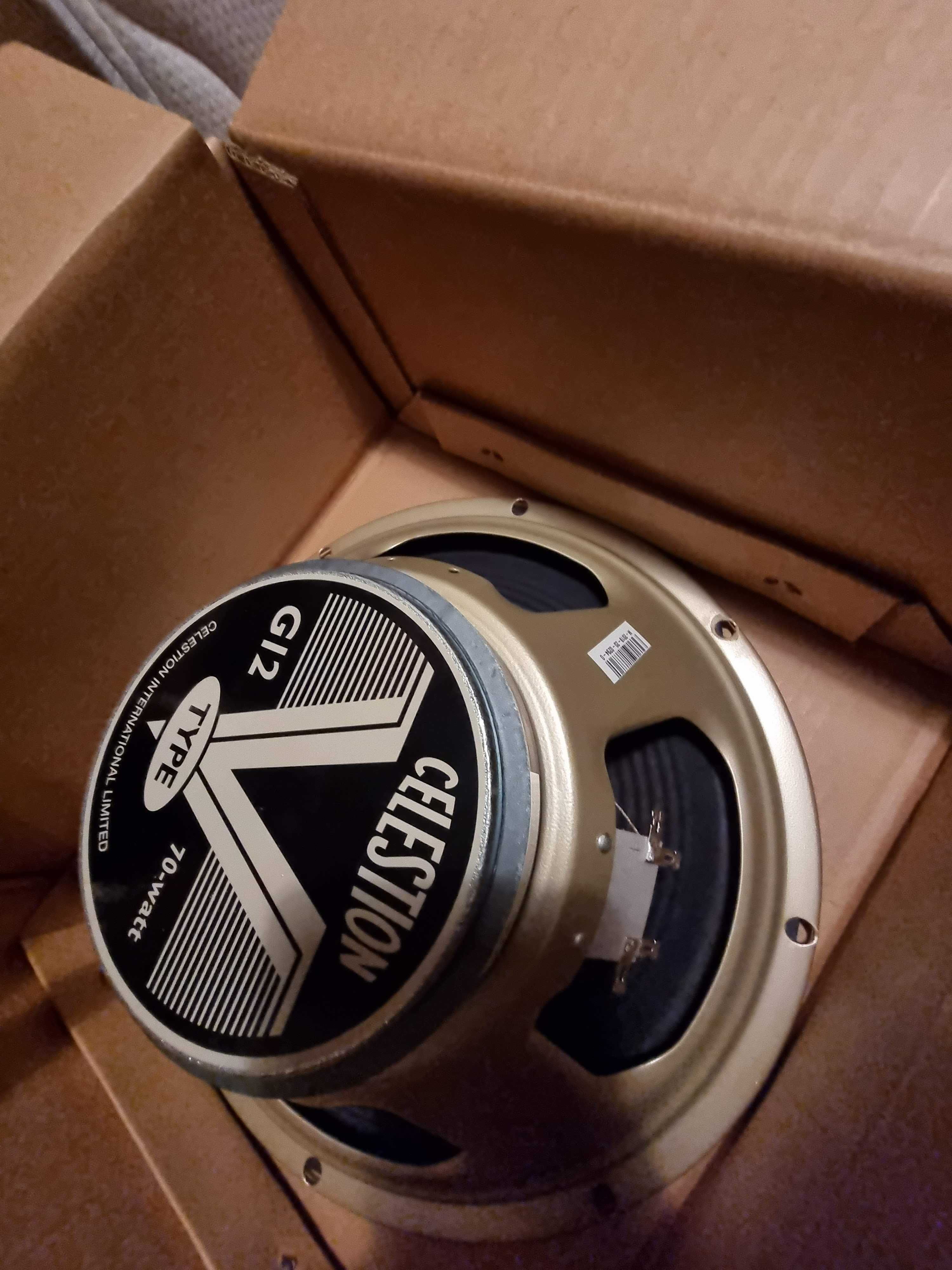 Dois CELESTION G12 V Type 16 ohm