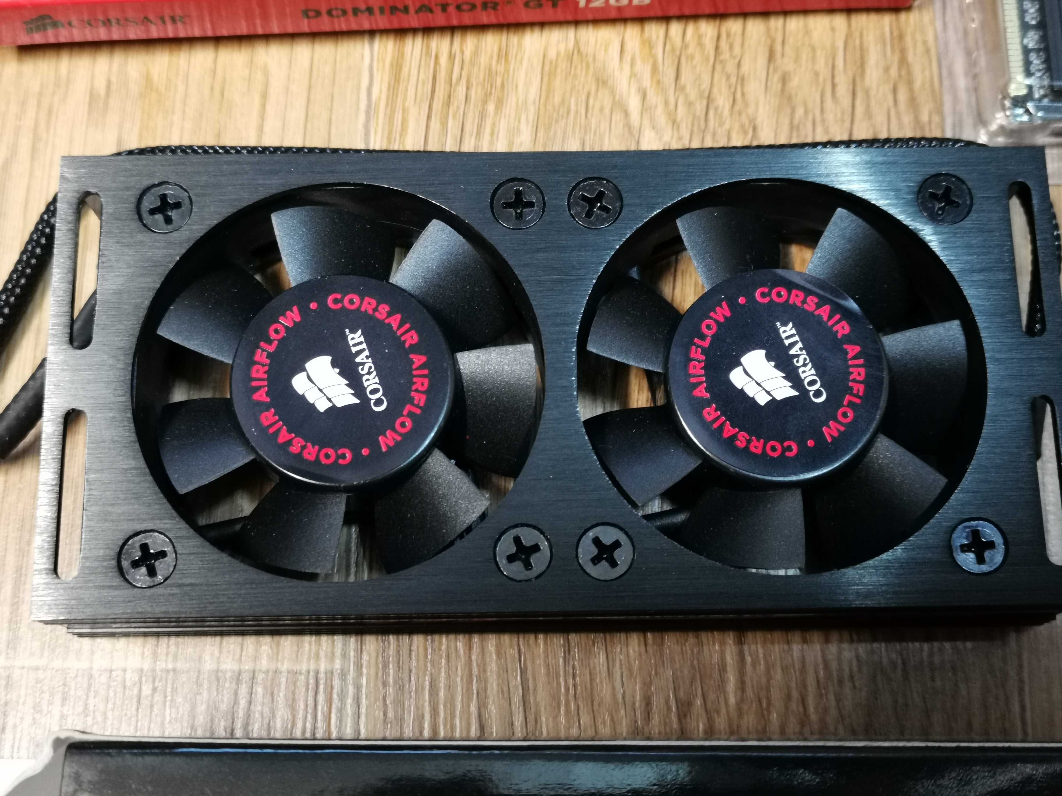 Оперативна пам'ять CORSAIR Dominator-GT 12GB 3x4GB TC DDR3 2000 МГц