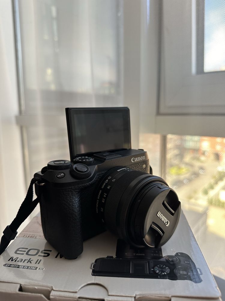 Canon M6 Mark ii + блогерський комплект