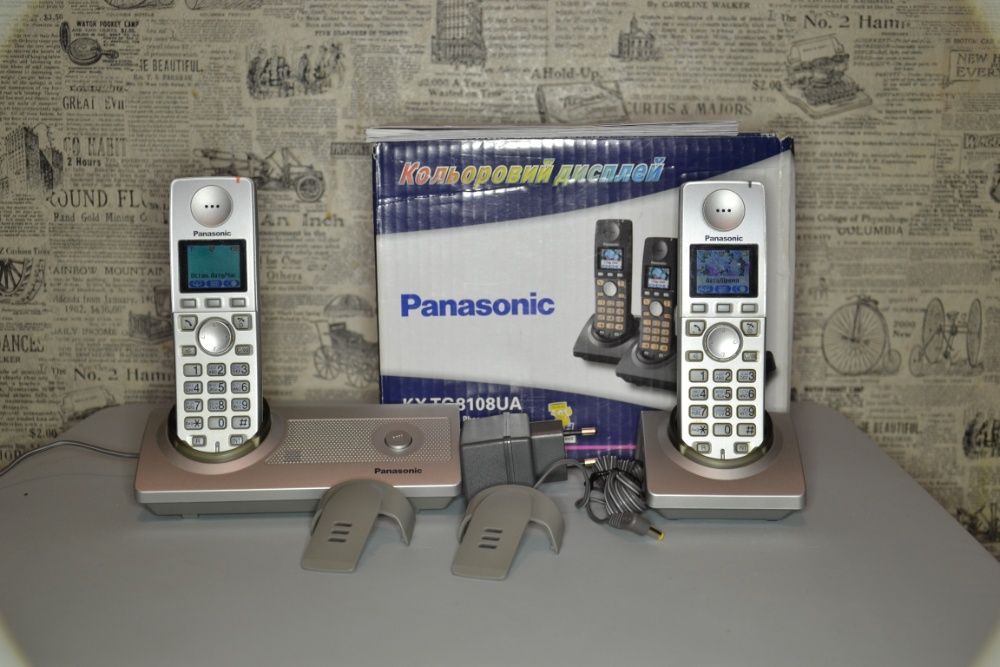 Телефон Panasonic KX-TG8108UA