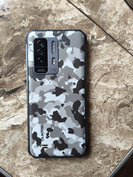 Смартфон OUKITEL27