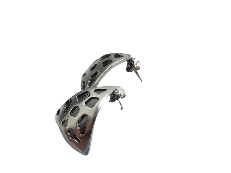 SR393 Srebrne kolczyki trójkąty 925 na sztyft