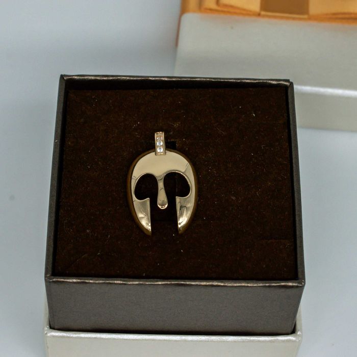 złota zawieszka 585 2,58gram 2,5cm hełm spartan NOWY WYSYŁKA GRATIS